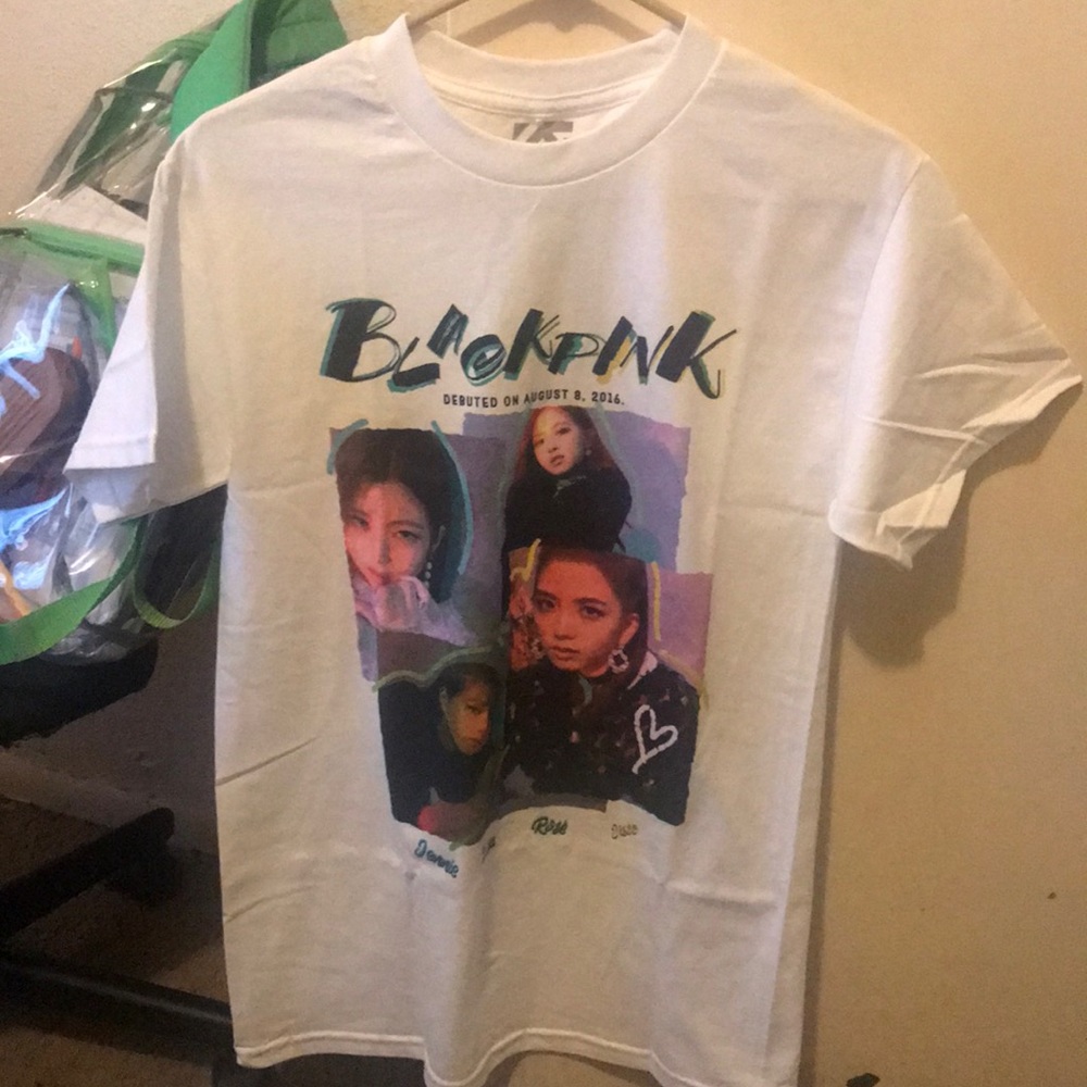 BLACKPINK DEBUT GRAPHIC TEE